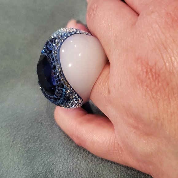 SWAROVSKI RING - Picture 2 of 4